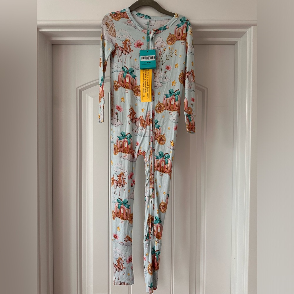 Posh Peanut Margaret Convertible